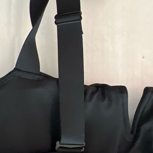 Athleta Square Neck V 1-Piece Swimsuit Underwire Bra Sz 38 D/DD Black XLarge - Picture 11 of 14